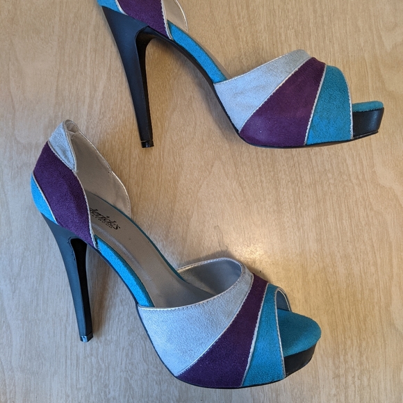 Fredrick's of Hollywood Colorblock Heels 8 - Picture 3 of 12